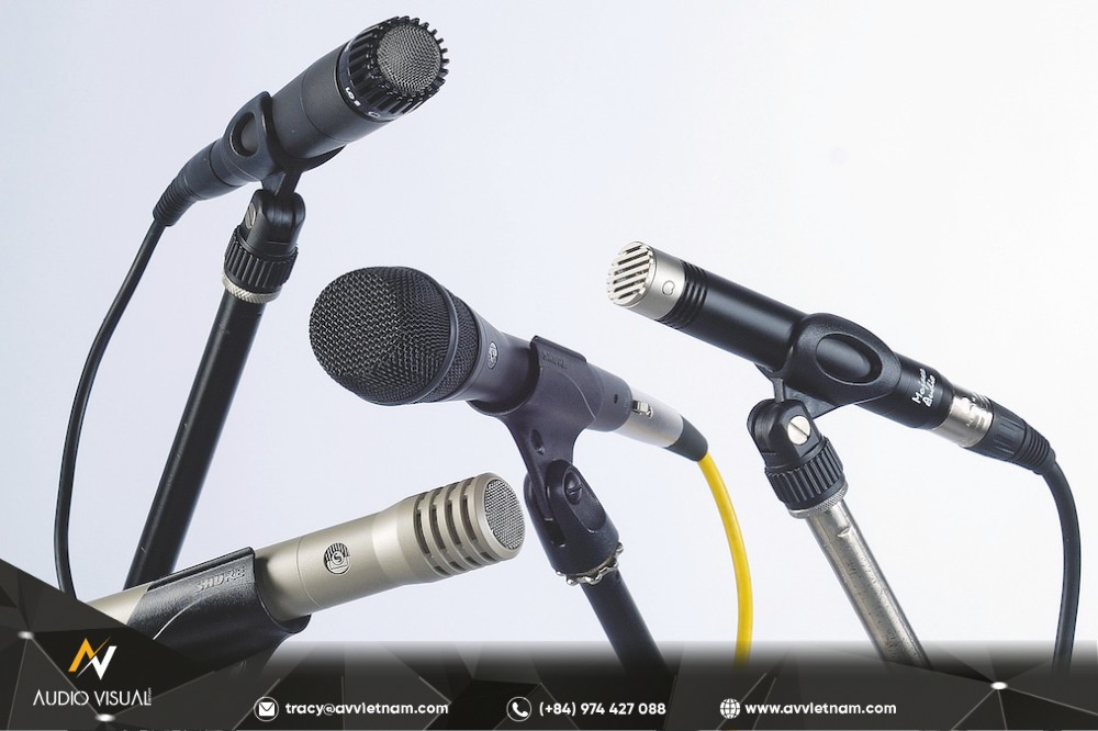 Instrument microphone guide for events and performances